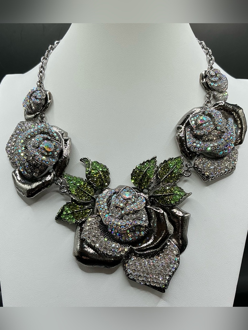 VERY LARGE 4” HEAVY ROSE RHINESTONE STATEMENT NECKLACE